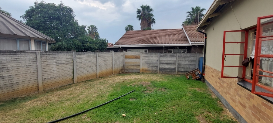 3 Bedroom Property for Sale in Oos Einde North West